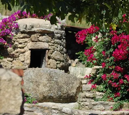 Casa Rural Virgen De La Cabeza * Valencia de Alcantara